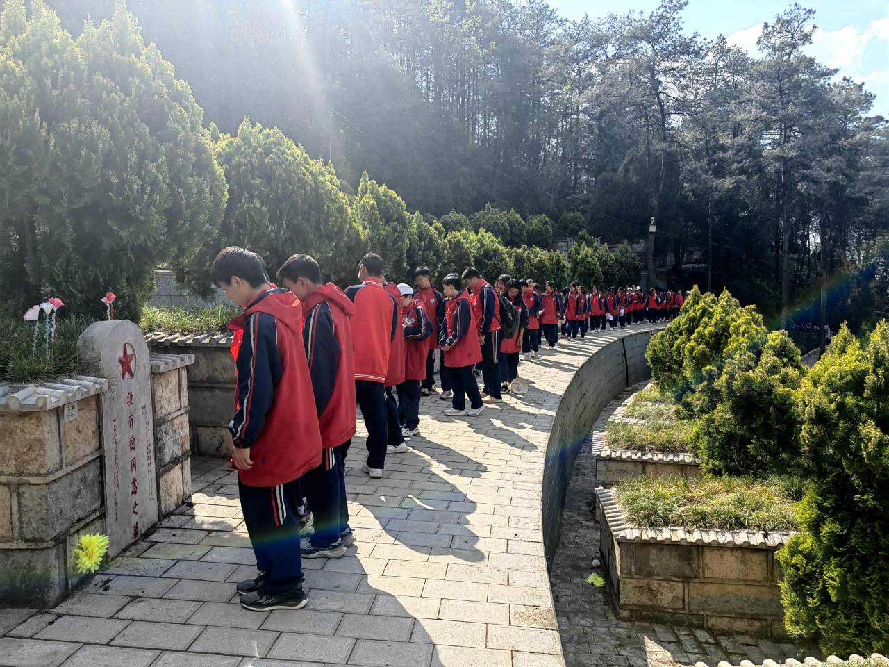 立德铸魂 昭阳区第二中学特色思政教育有成效